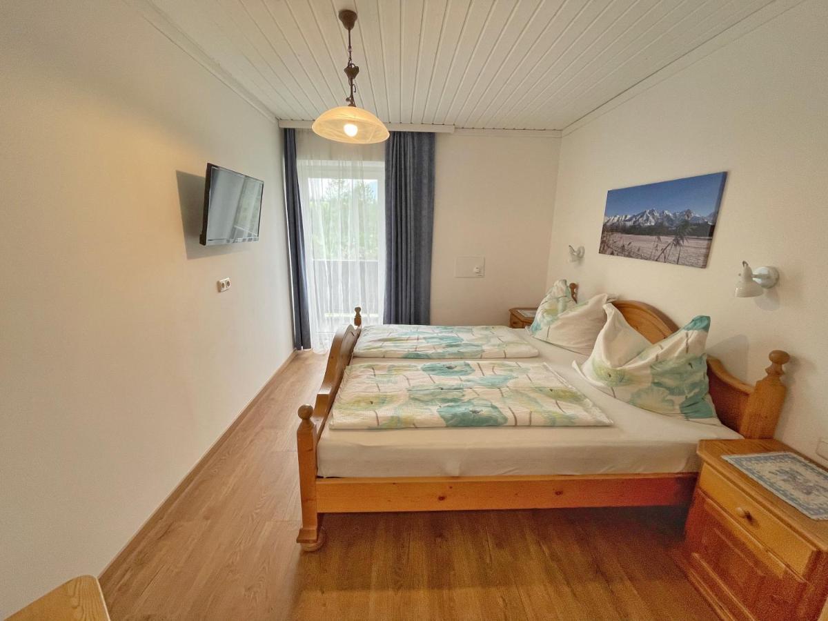 Pension Erlhof Saalfelden ภายนอก รูปภาพ